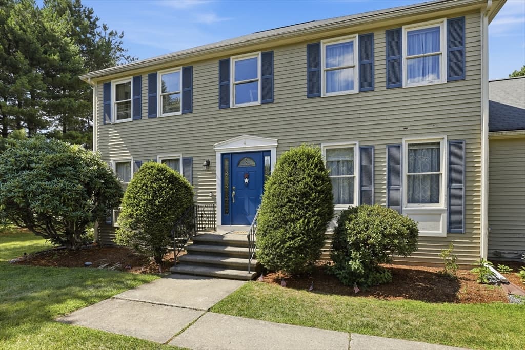 4 Oneida Place, Hudson MA 01749 photo 2