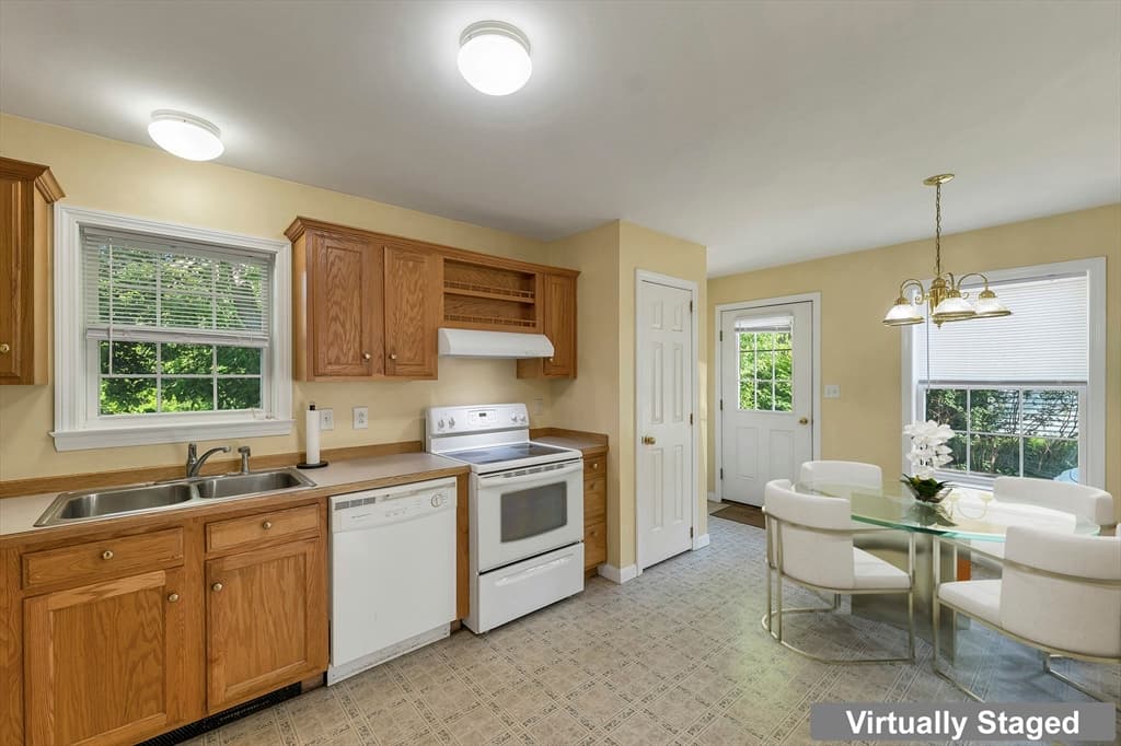 29 Lawrence Road, Salem NH 03079 photo 7