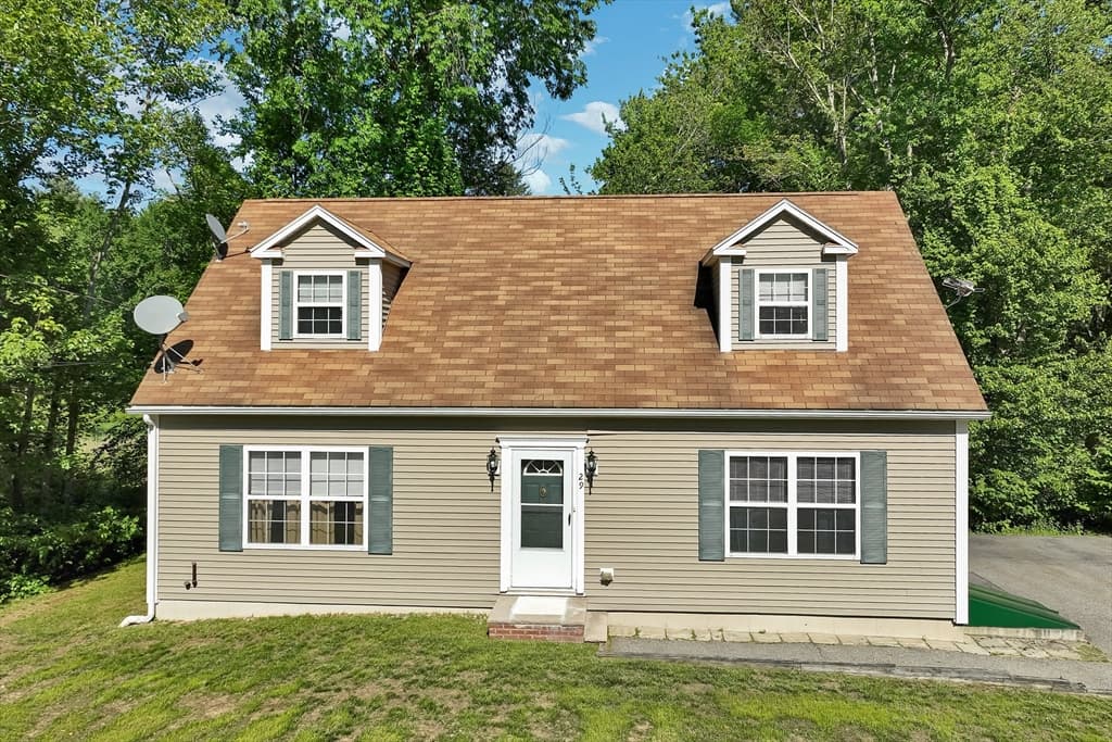 29 Lawrence Road, Salem NH 03079 photo 3