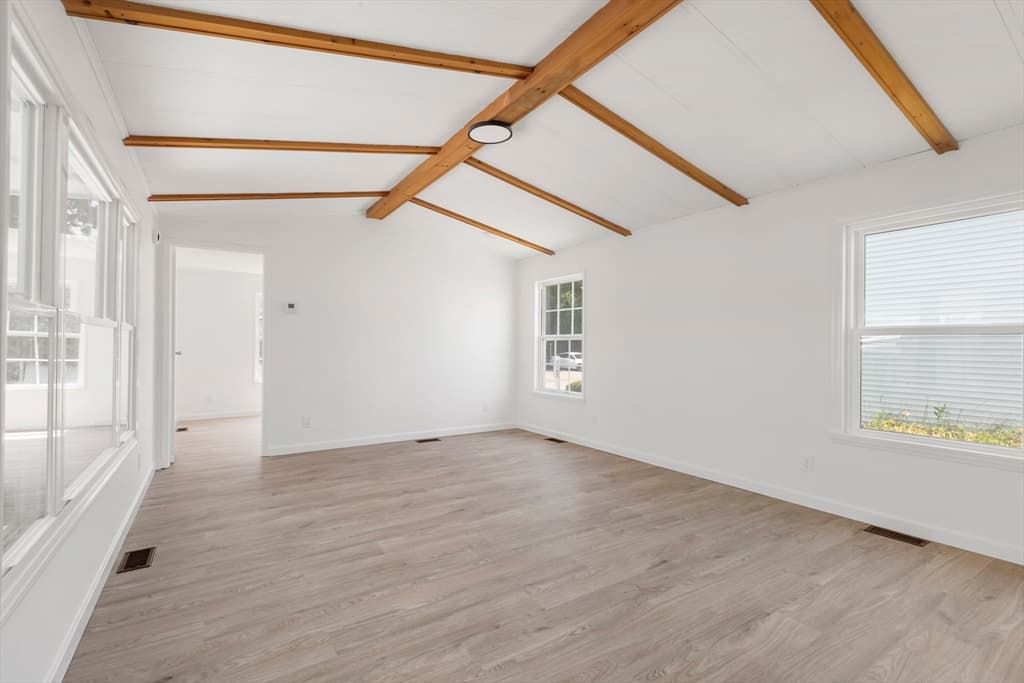 85 Amherst Ave, Taunton MA 02780 photo 15