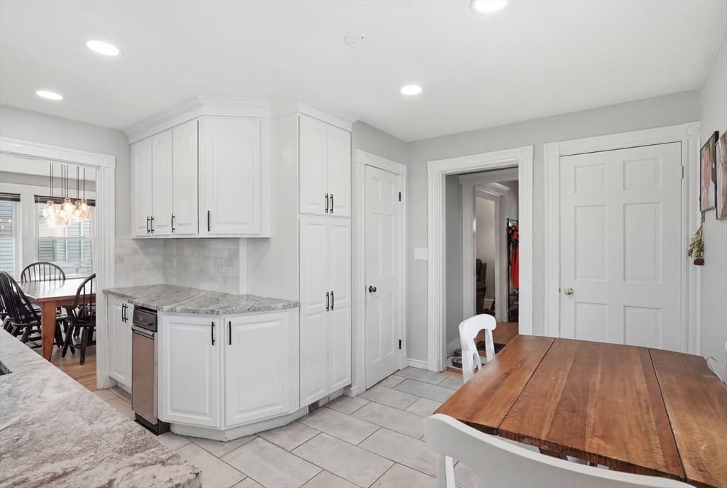 52 Pebble Ave, Winthrop MA 02152 photo 6