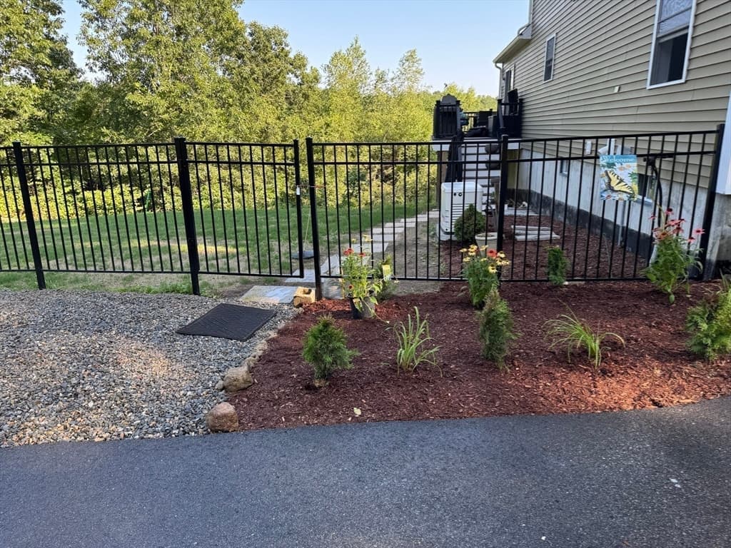 155 Elmer St, Pembroke MA 02359 photo 7