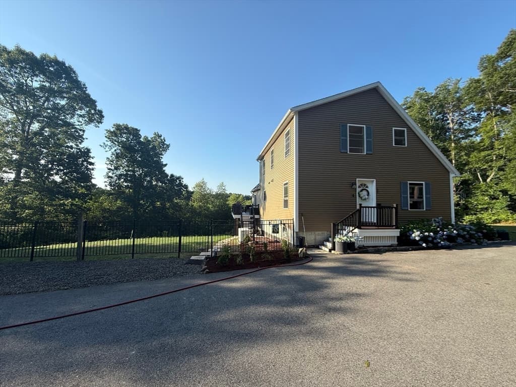 155 Elmer St, Pembroke MA 02359 photo 11