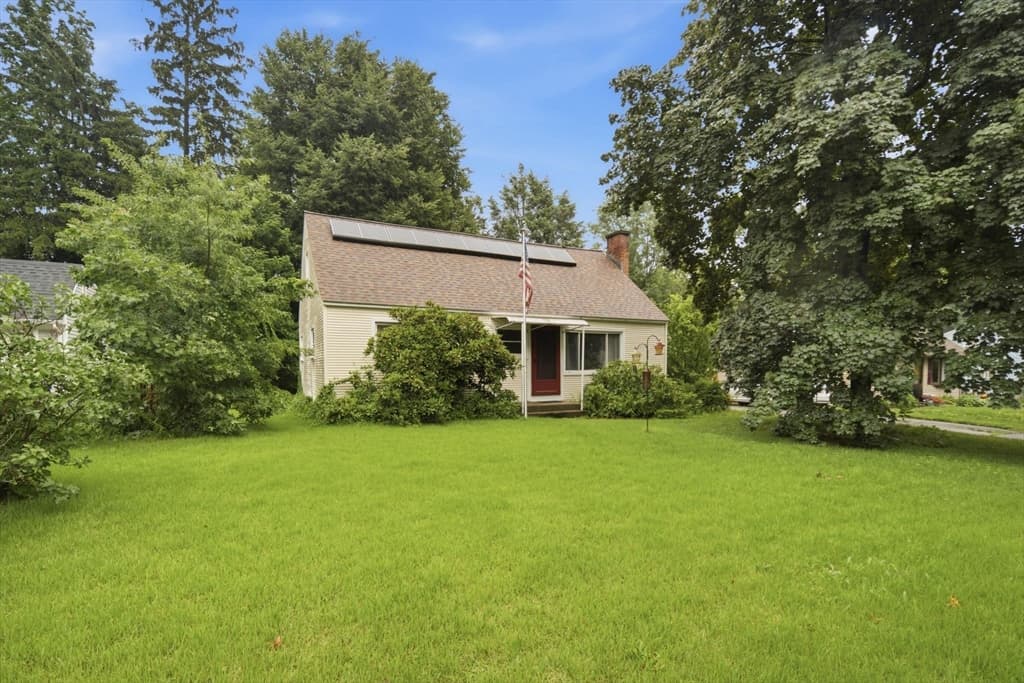149 Old Farm Rd, Springfield MA 01119