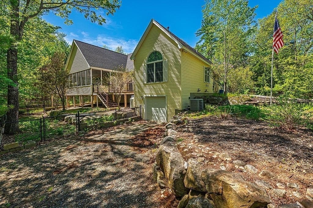 63 Olympia St, Moultonborough NH 03254 photo 2