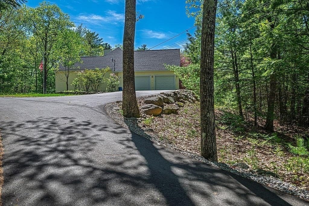 63 Olympia St, Moultonborough NH 03254 photo 5