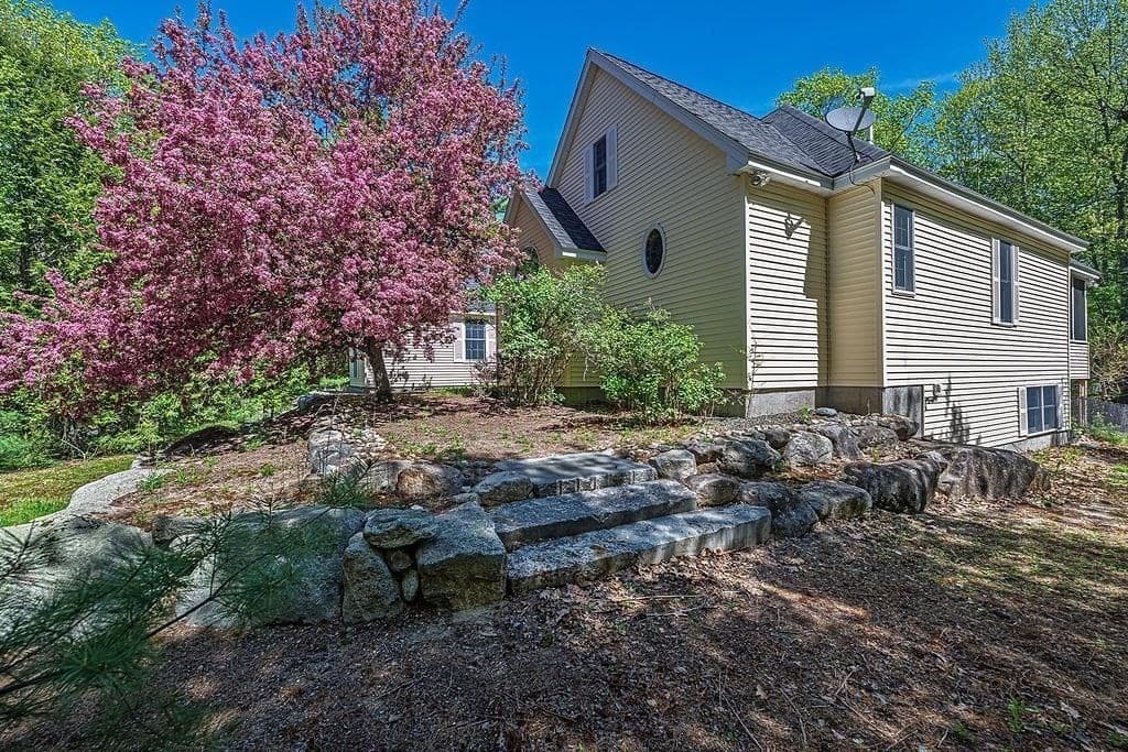 63 Olympia St, Moultonborough NH 03254 photo 8