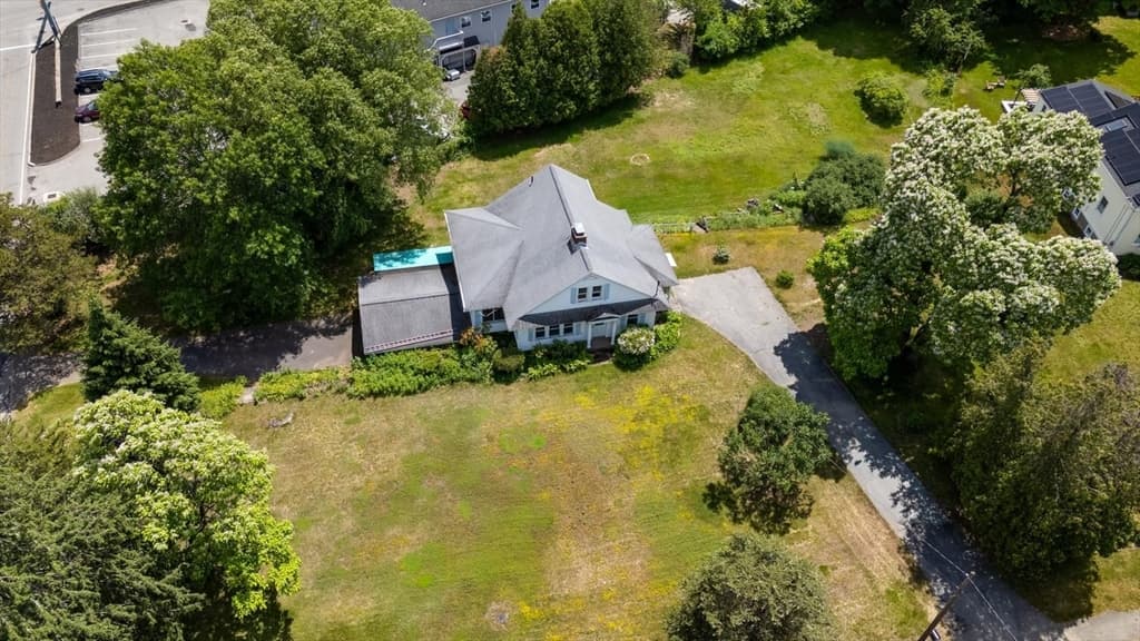 162-164 E Main St, Northborough MA 01532 photo 2