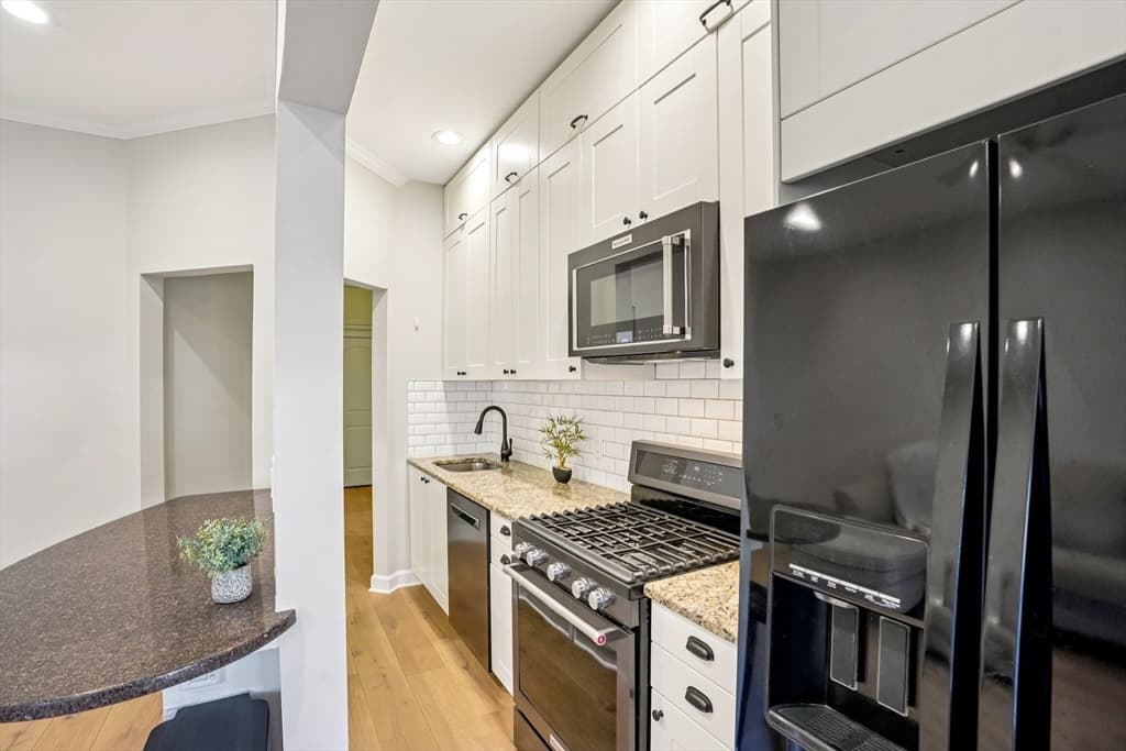Condominium at 1870 Commonwealth Ave # 1, Boston MA 02135, Boston, photo 6 of 13