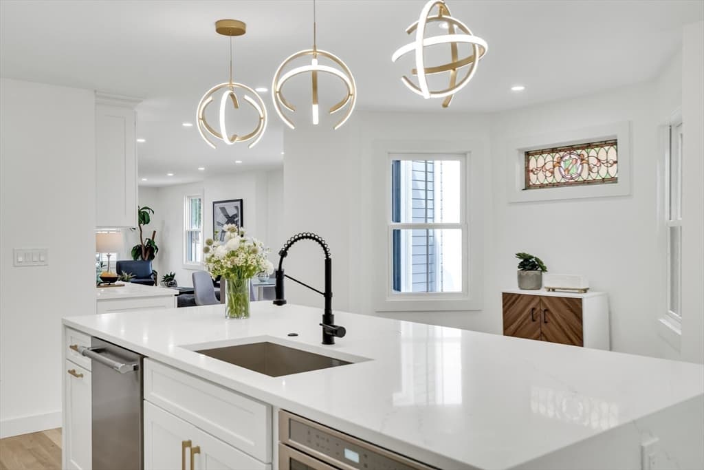 196 Prospect St, Cambridge MA 02139 photo 11