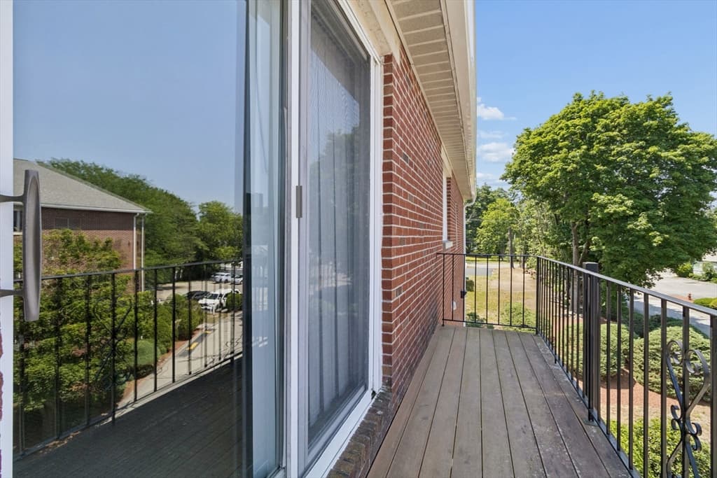 1508 Gorham # 306, Lowell MA 01852 photo 29