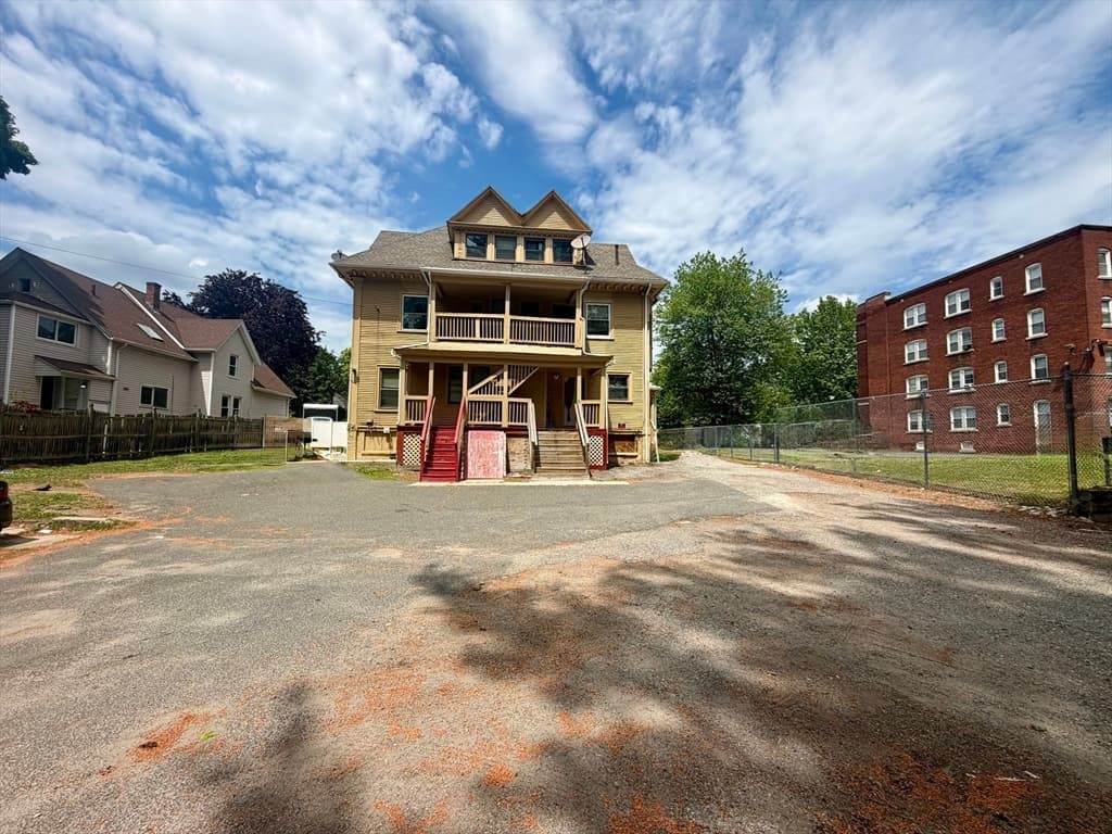 176-178 Belmont Ave, Springfield MA 01108 photo 4