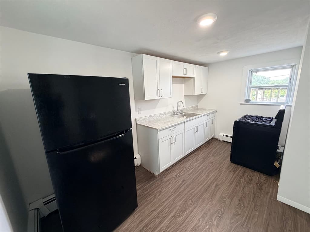55 Rice St, Marlborough MA 01752 photo 5