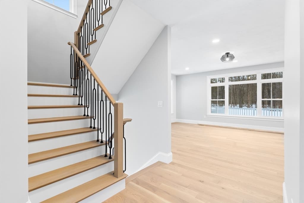 11 Earle Stewart Ln Lot 2, Wrentham MA 02093 photo 5