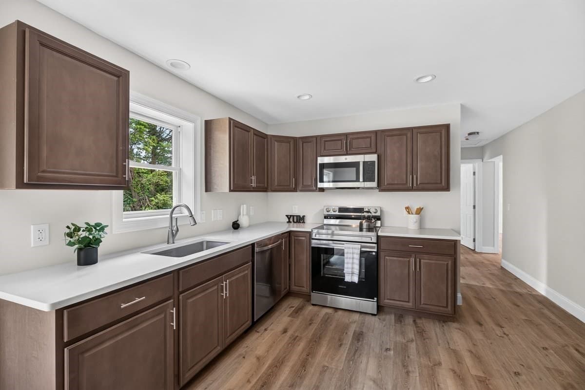 Single Family Residence at 74 West St, Hatfield MA 01088, Hatfield, photo 32 of 38