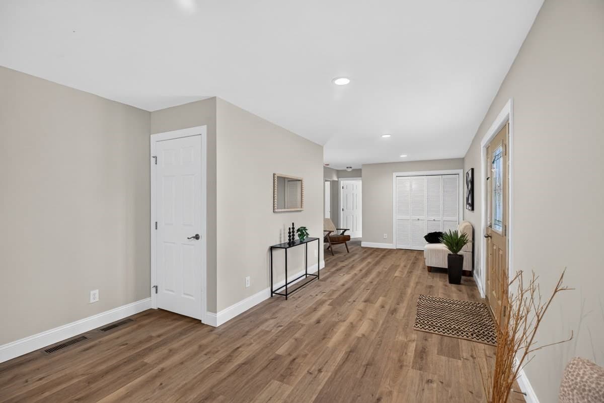 Single Family Residence at 74 West St, Hatfield MA 01088, Hatfield, photo 9 of 38
