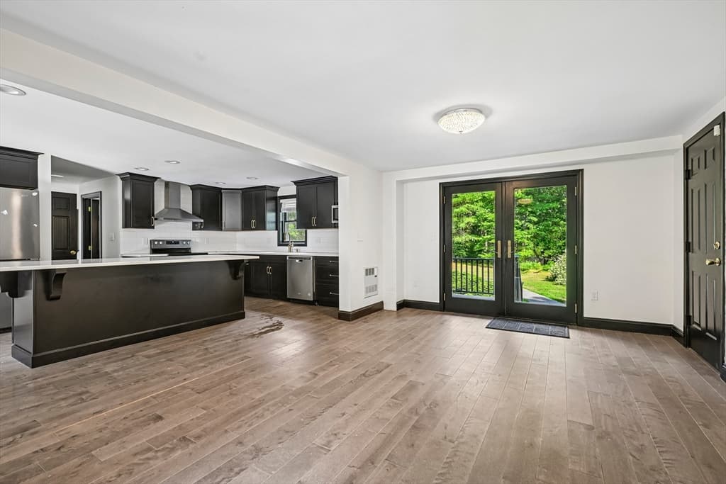 6 Susan Cir, Carver MA 02330 photo 9