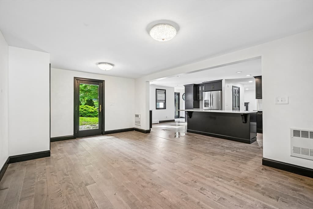 6 Susan Cir, Carver MA 02330 photo 10