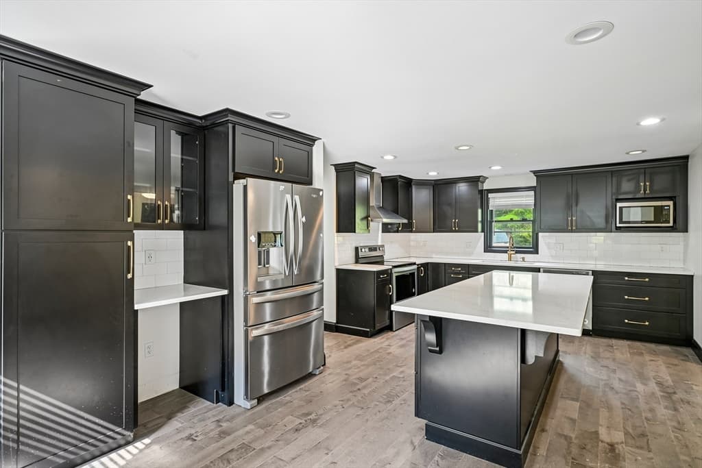 6 Susan Cir, Carver MA 02330 photo 8