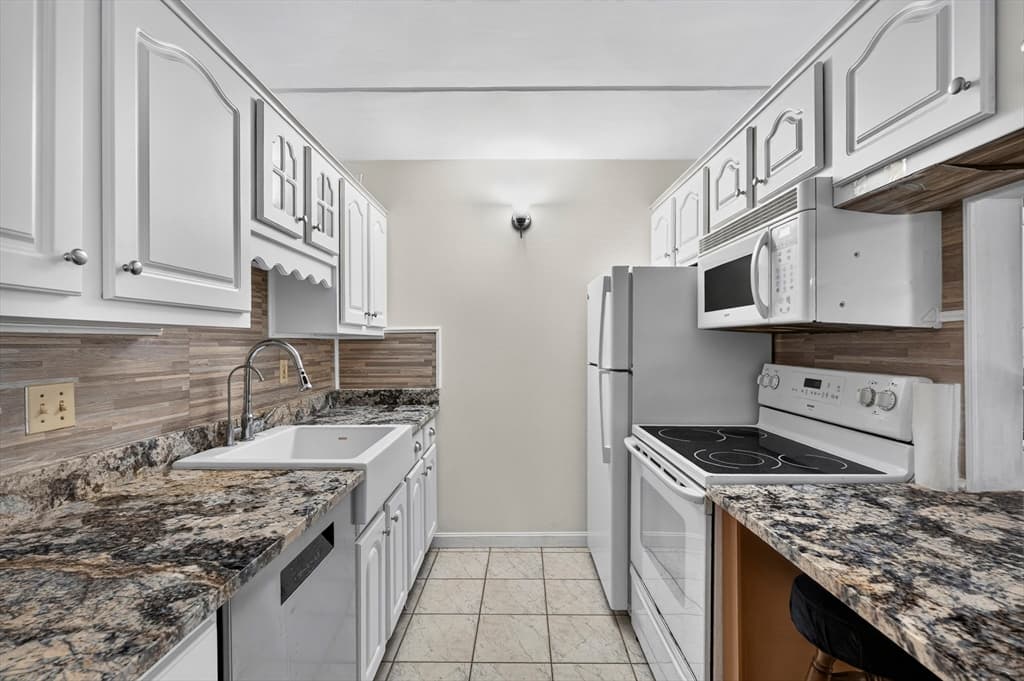 159 Main St # 49A, Stoneham MA 02180
