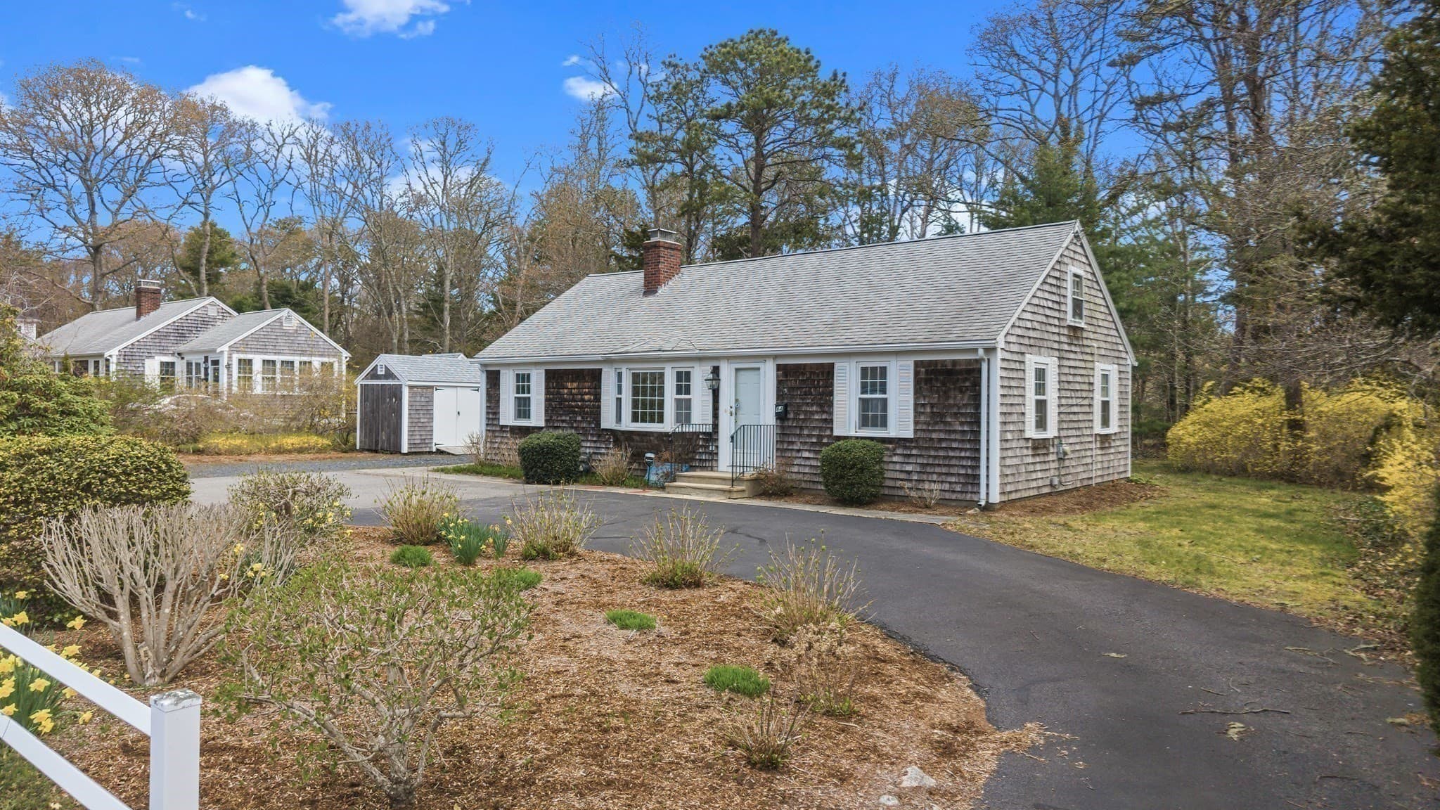 Single Family Residence at 84 Hinckley Cir, Barnstable MA 02655, photo 2 of 36