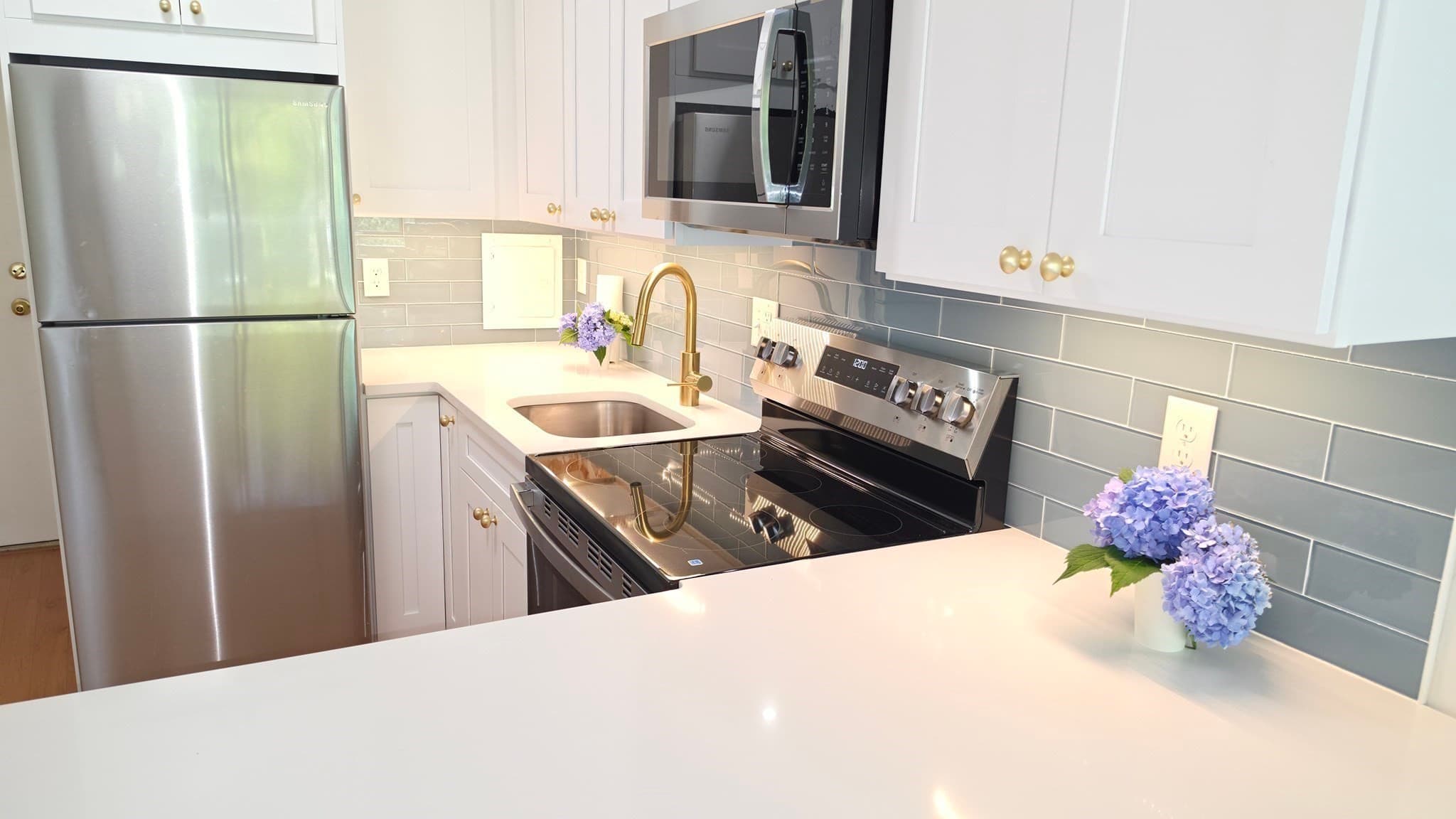 Condominium at 200 Swanton # L8, Winchester MA 01890, Winchester, photo 4 of 28
