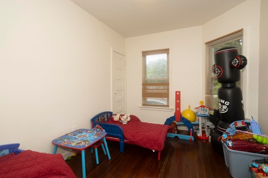 10 Monroe St, Springfield MA 01109 photo 7
