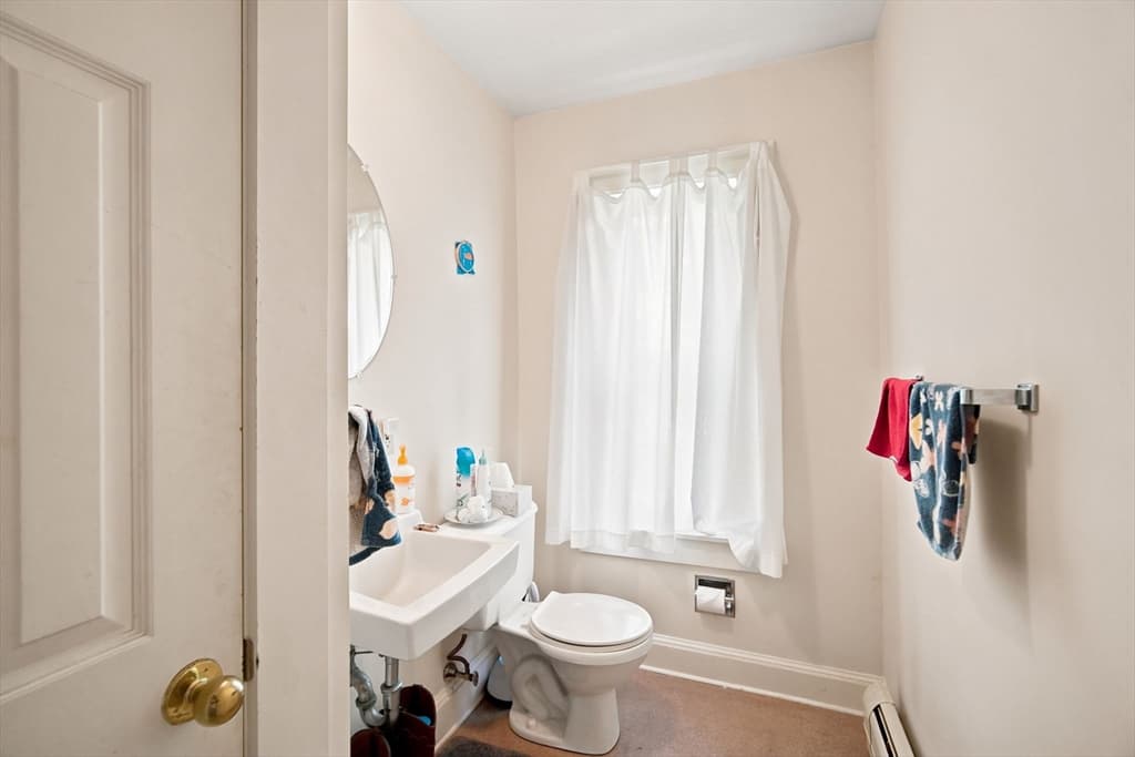 33-37 Cottage St, Amherst MA 01002 photo 8