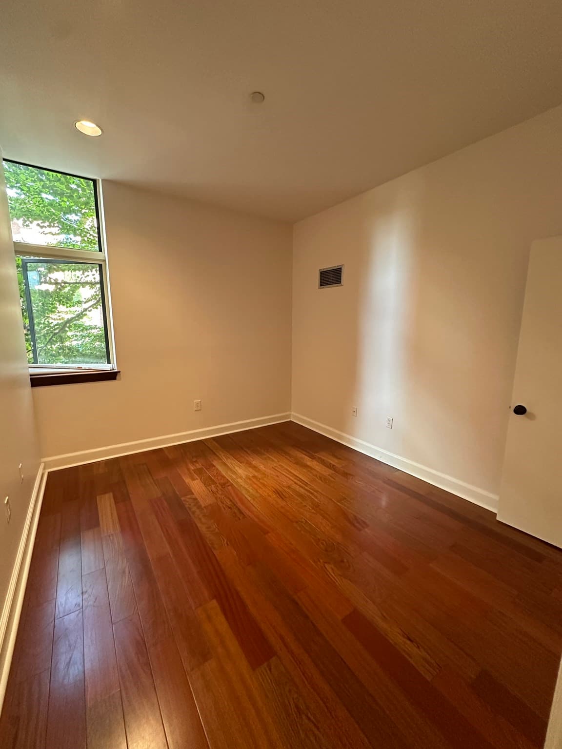 Condominium at 2 Clarendon Street # 24, Boston MA 02116, photo 14 of 15
