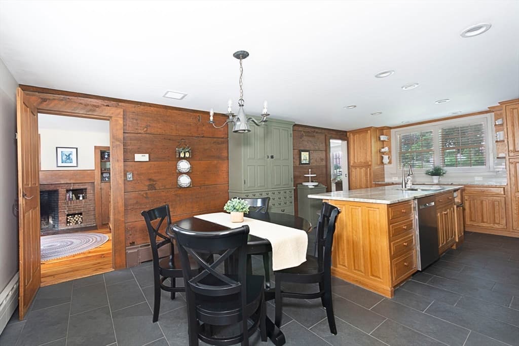 Single Family Residence at 99 W Main St, Westborough MA 01581, Westborough, photo 11 of 42