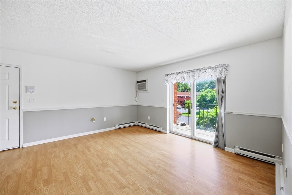 36 Maple Crest Cir # F, Holyoke MA 01040 photo 4
