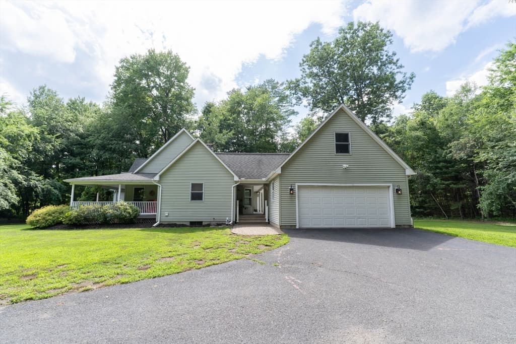 132 Springfield Rd, Belchertown MA 01007 photo 2