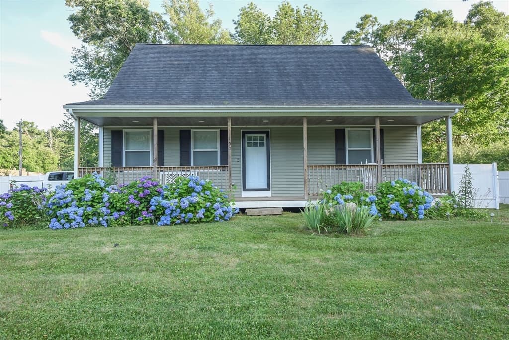 150 Hathaway Road, Acushnet MA 02743 photo 2