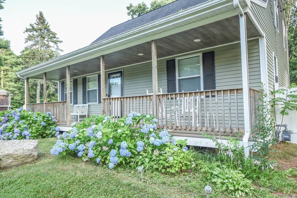 150 Hathaway Road, Acushnet MA 02743 photo 3