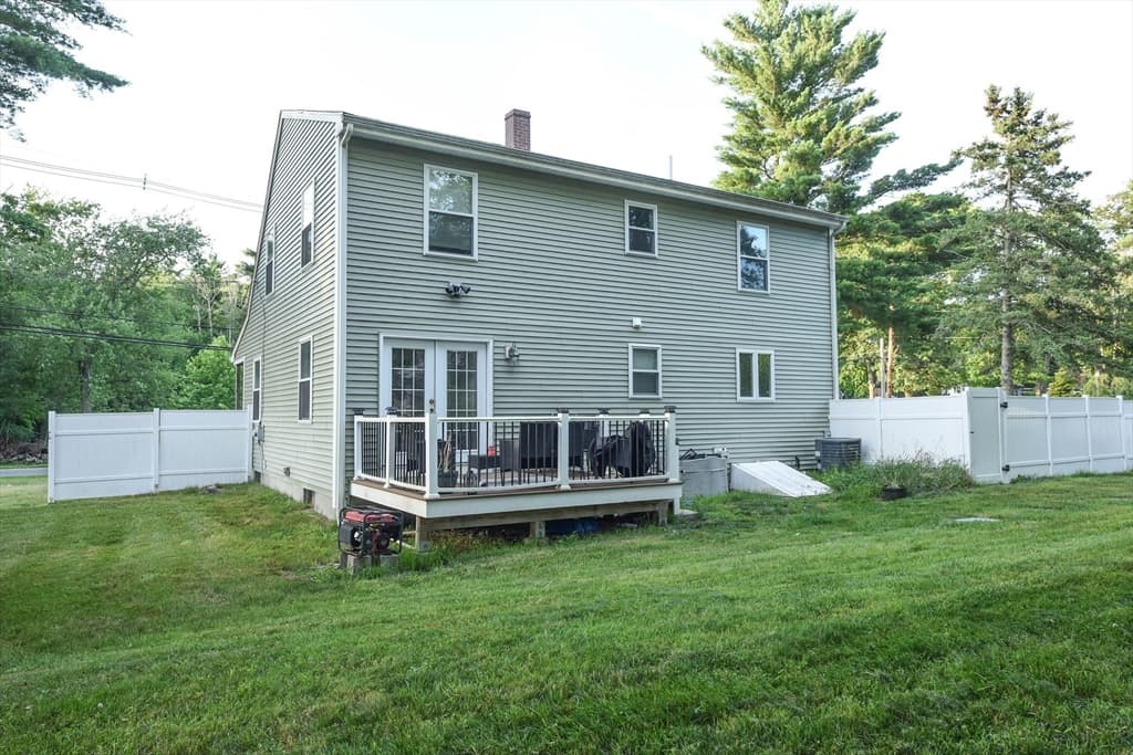 150 Hathaway Road, Acushnet MA 02743 photo 24