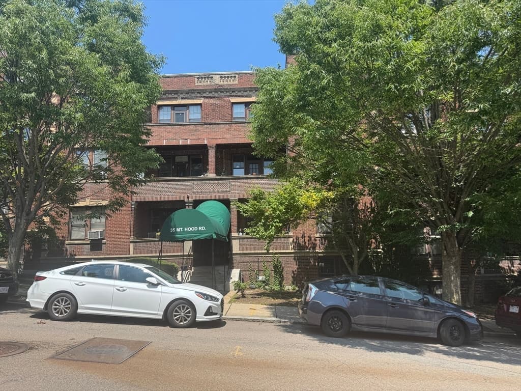 35 Mount Hood # 7, Boston MA 02135