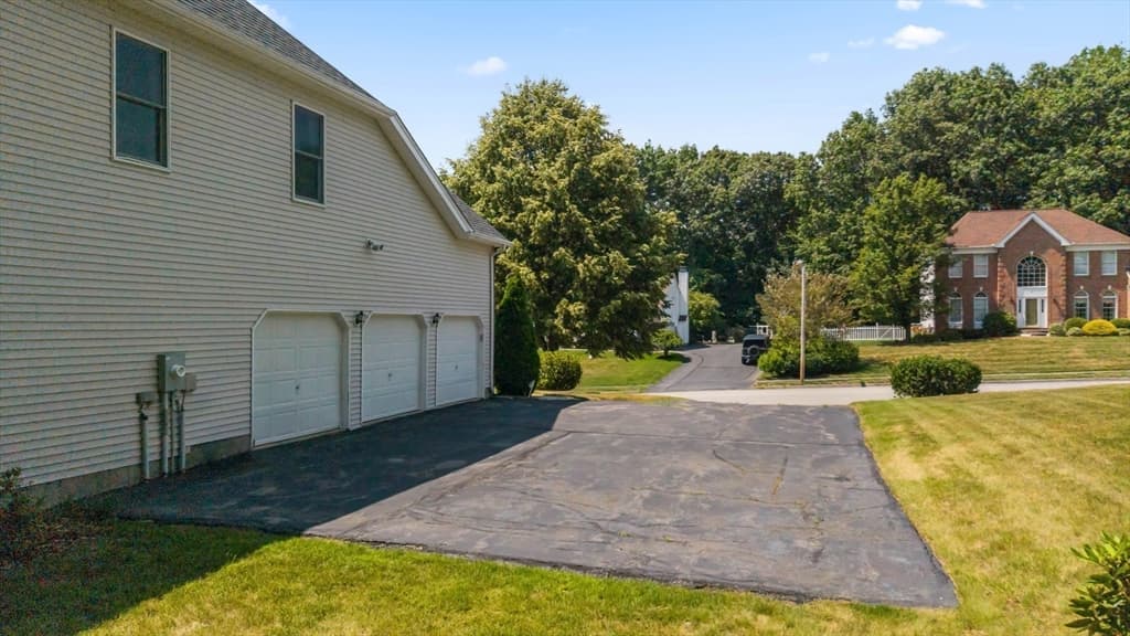 10 Hemingway St, Shrewsbury MA 01545 photo 36