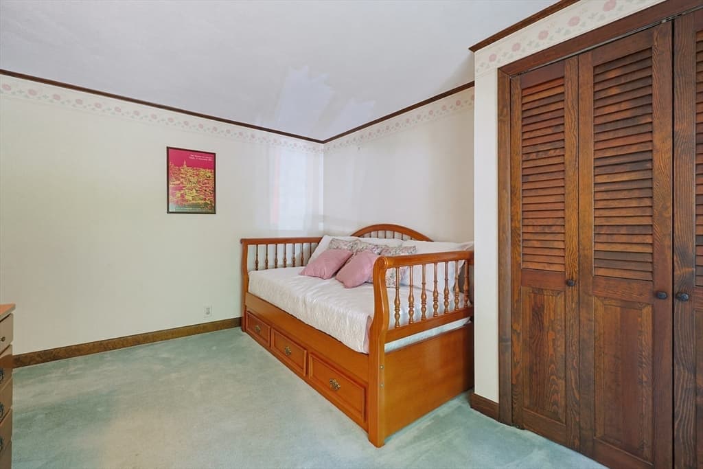 665 South St, Walpole MA 02081 photo 28