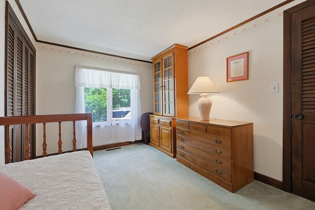 665 South St, Walpole MA 02081 photo 29