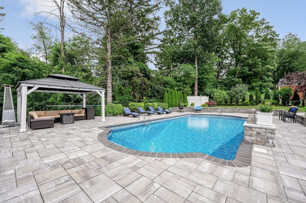 61 Saddle Rd, Dracut MA 01826 photo 33