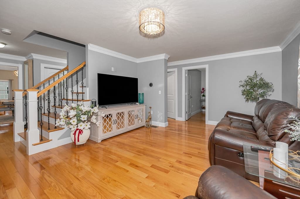 61 Saddle Rd, Dracut MA 01826 photo 18
