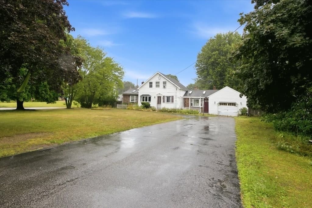 1 Mohawk Dr, North Attleboro MA 02760