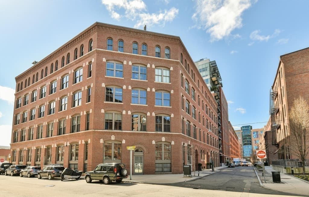 Condominium at 35 Channel Center St # 206, Boston MA 02210, Boston, photo 12 of 12