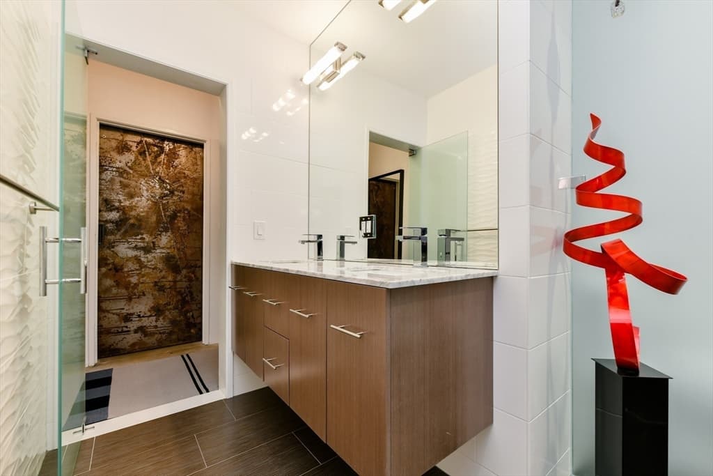 Condominium at 35 Channel Center St # 206, Boston MA 02210, Boston, photo 8 of 12