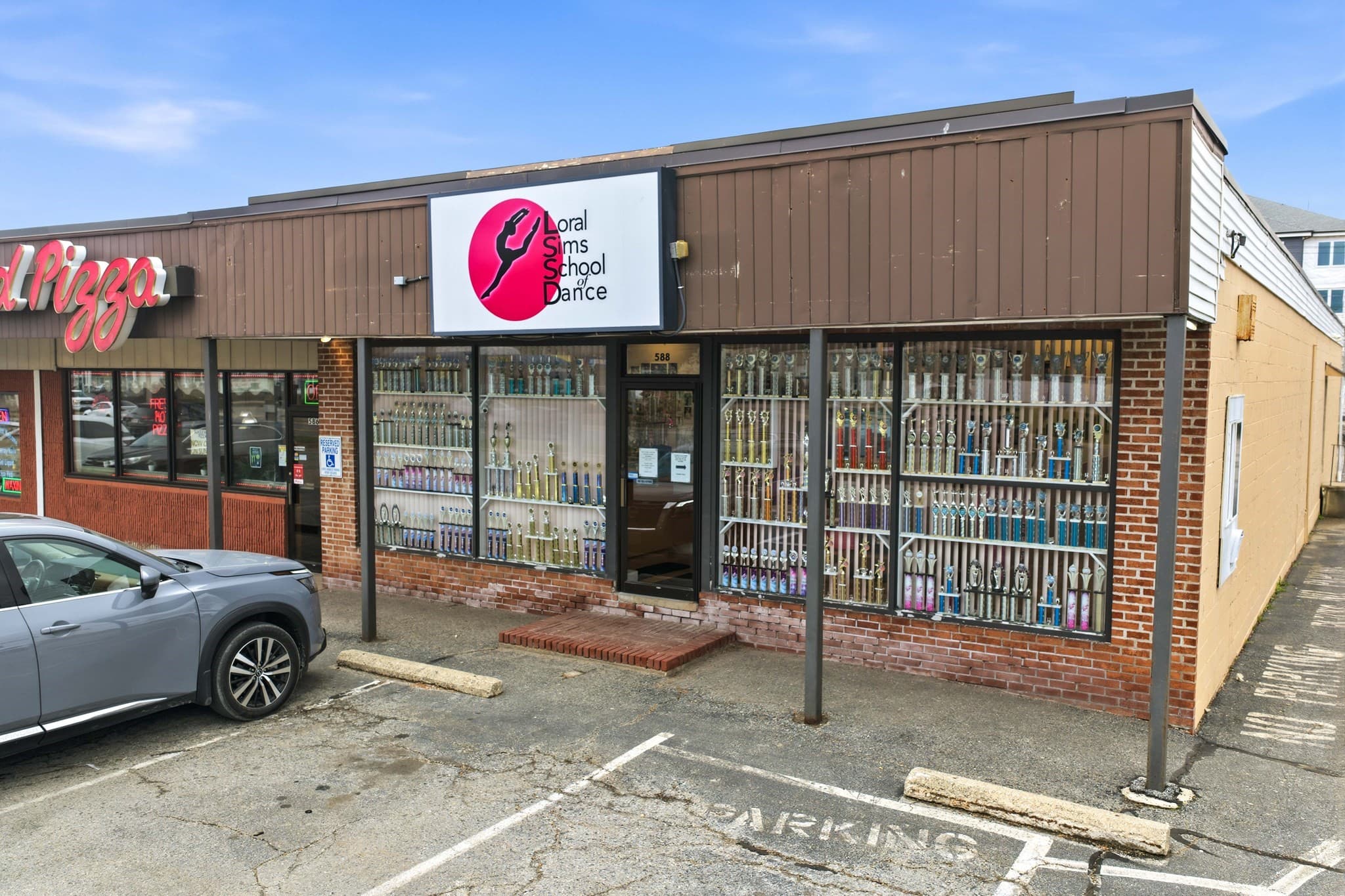 Commercial Sale at 588 Kelley Blvd, North Attleboro MA 02760, North Attleboro, photo 2 of 3
