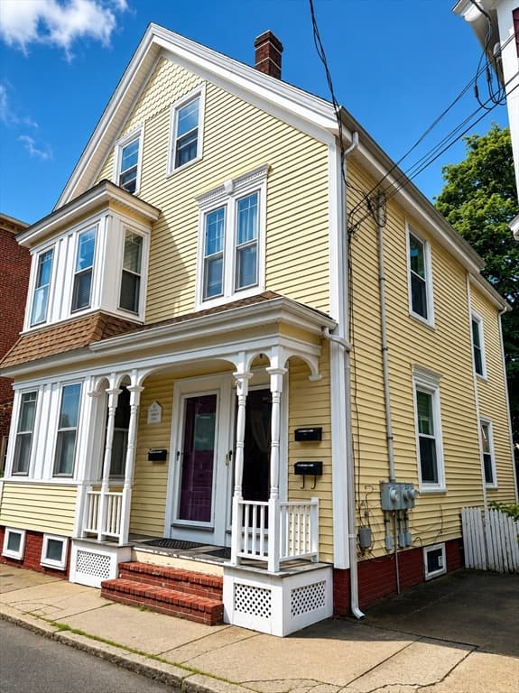 1-3 Howard St, Salem MA 01970