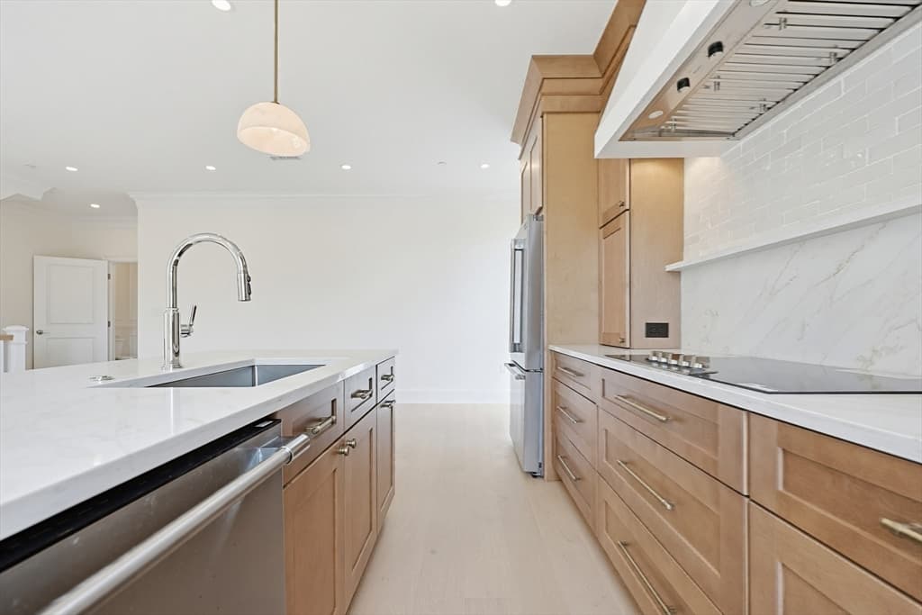 Condominium at 257 Market Street, Boston MA 02135, photo 5 of 25
