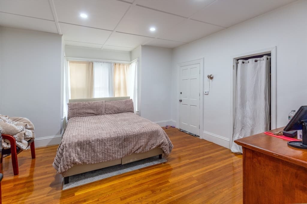 211 Court St, Plymouth MA 02360 photo 9