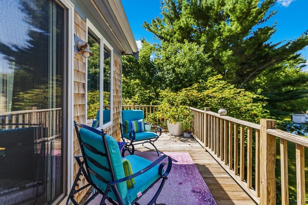 476 Sconticut Neck Rd, Fairhaven MA 02719 photo 22