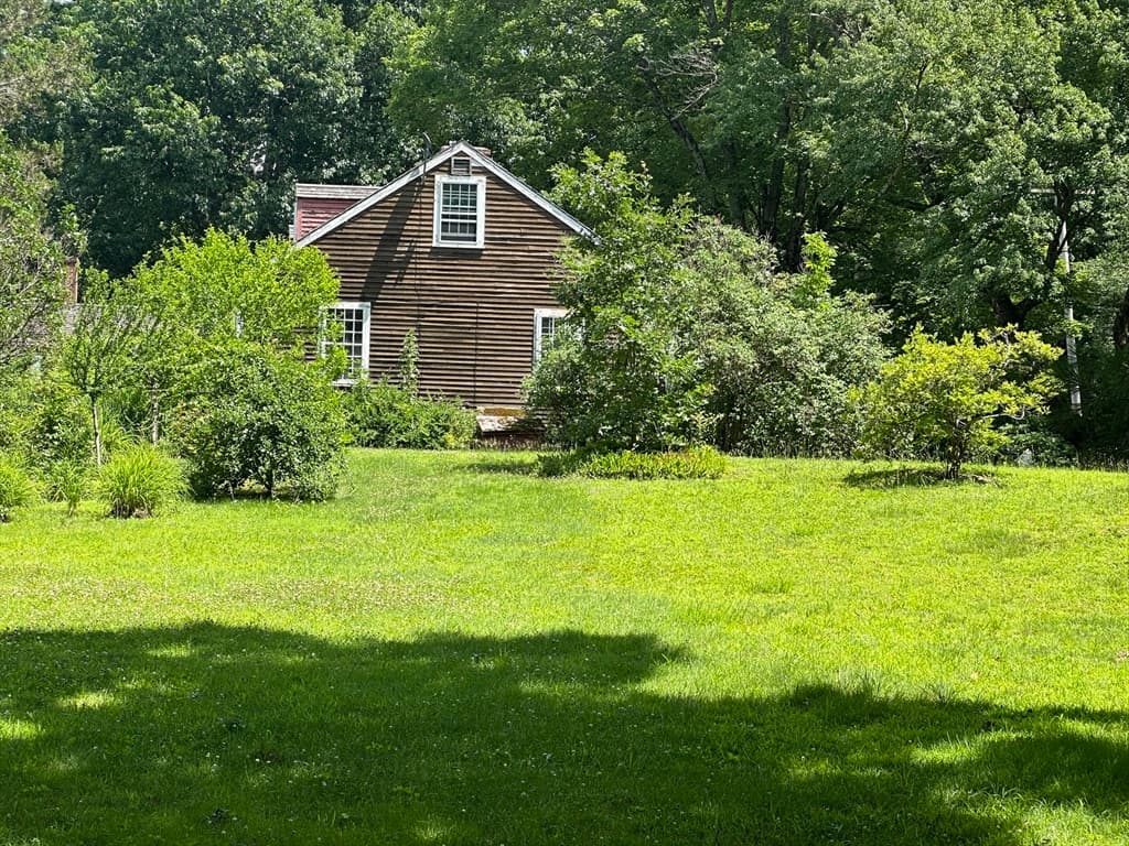 575 Old West Brookfield Rd, Warren MA 01083 photo 4